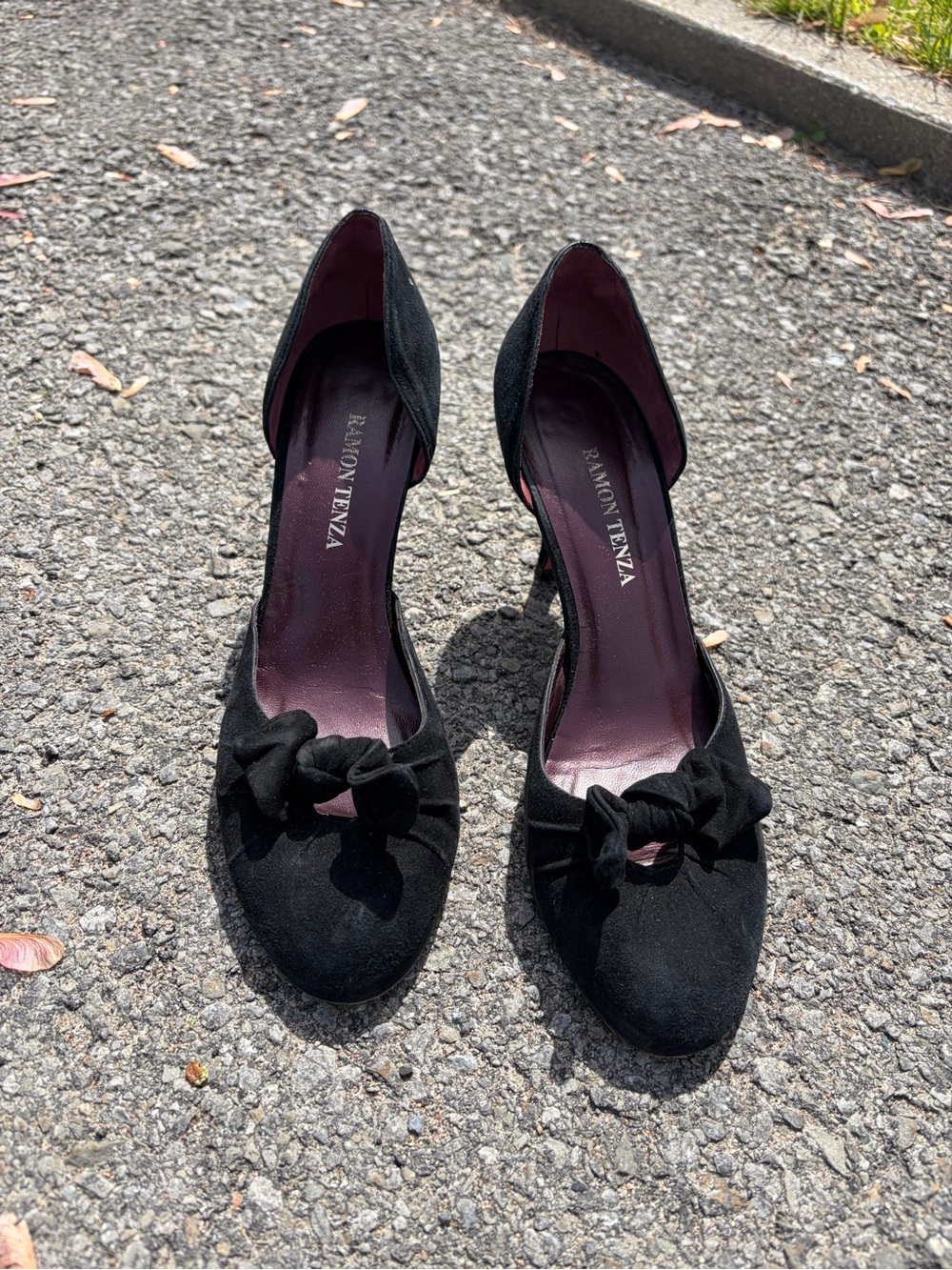 Ramon Tenza Black Suede Bow D'Orsay Pumps